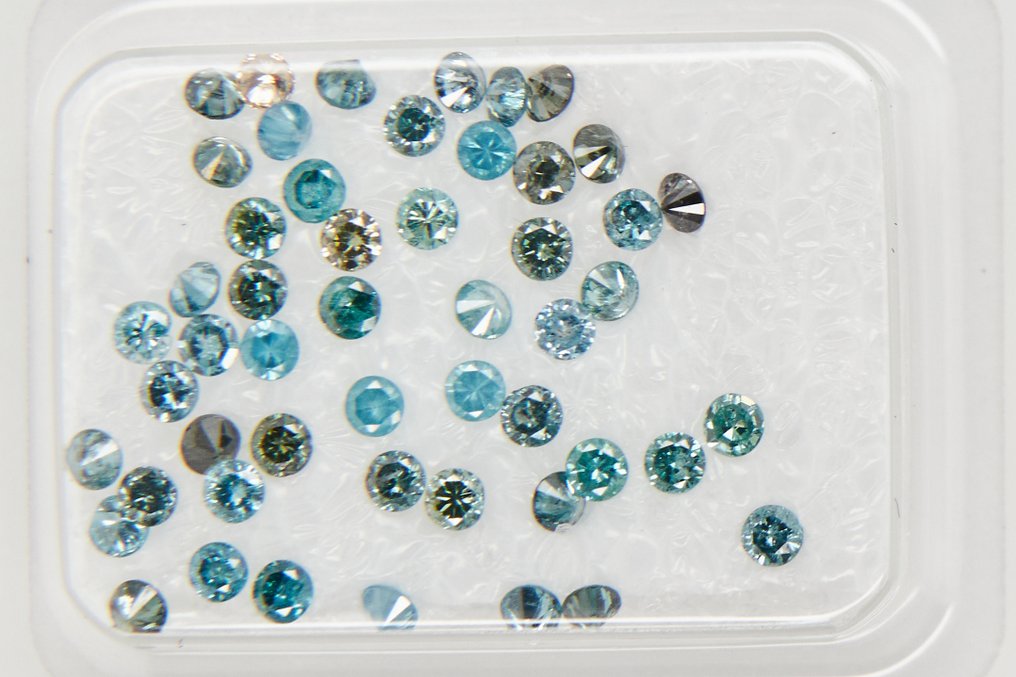 Sans Prix de Réserve - 51 pcs Diamant (Traitement de couleur) - 1.01 ct - Forme mixte - I1, I2, I3 - Gem Report Antwerp (GRA) #2.1