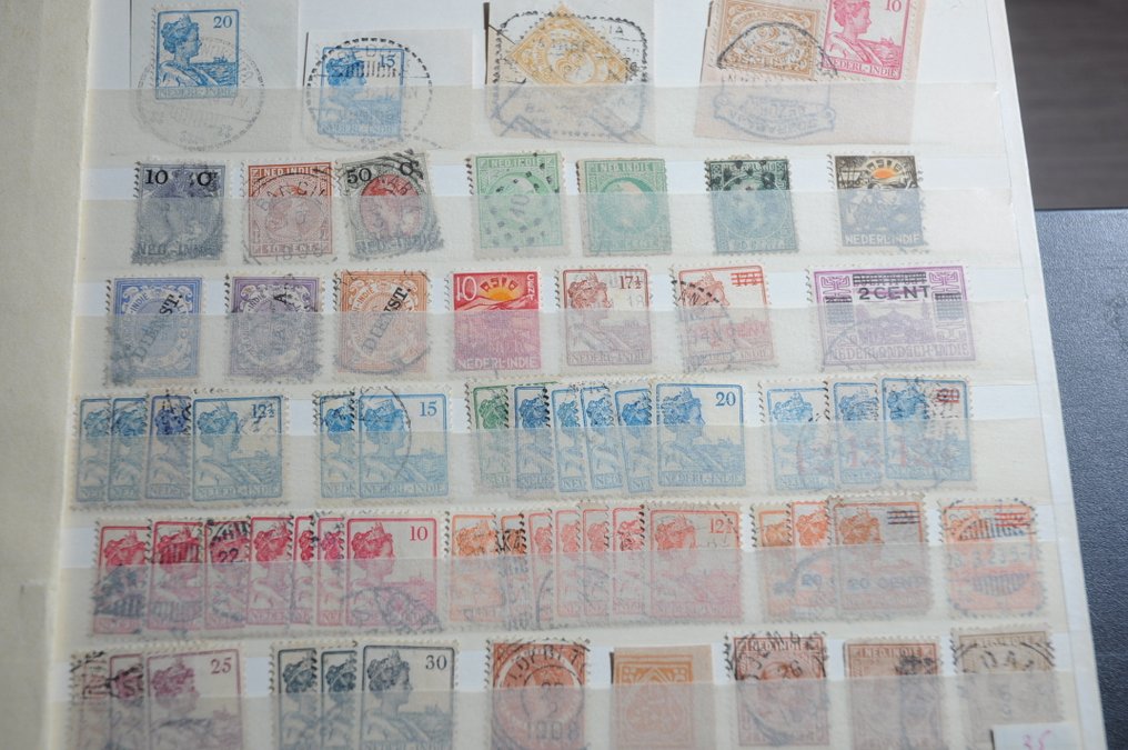 Netherlands and overseas - Search in various albums and stock books (190 photos). #2.1