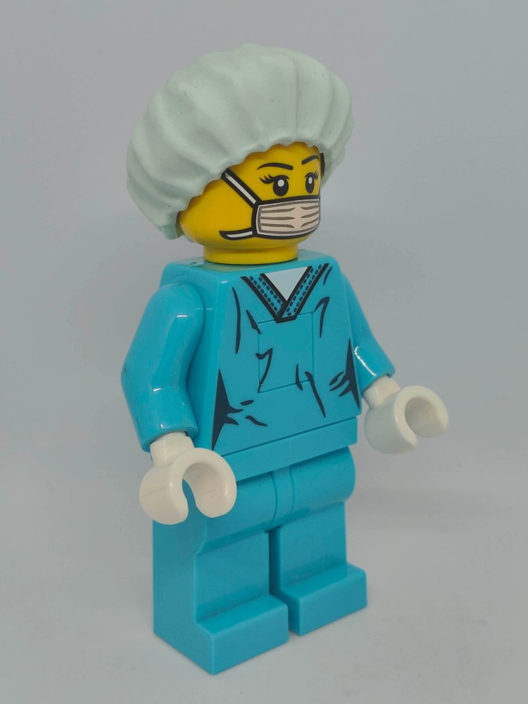 LEGO - NEW - Doctor Surgeon - Torch - Big Minifigure #2.1