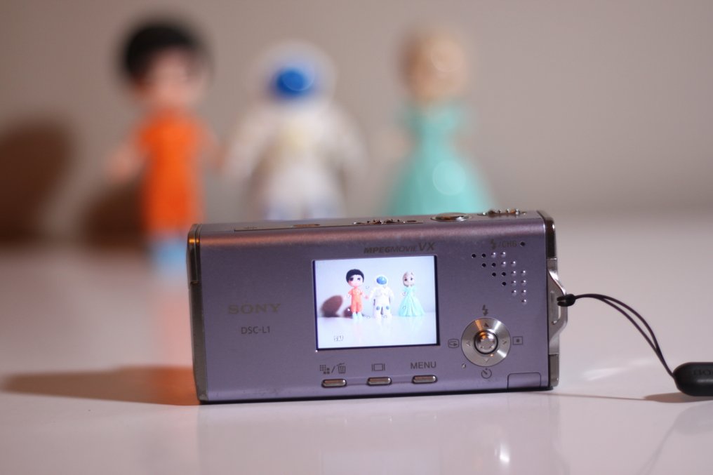 Sony DSC-L1 Digital camera #3.2