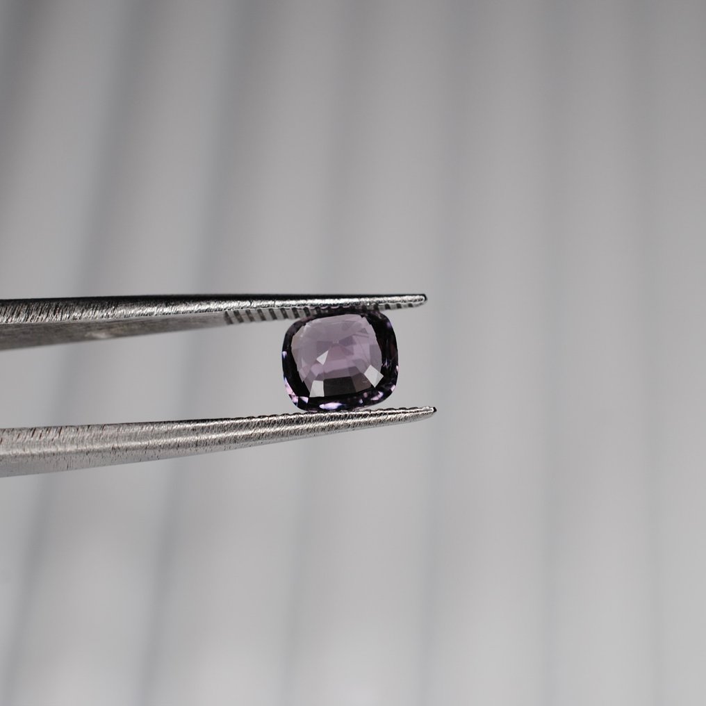 Nincs minimálár Lila Spinell - 1.15 ct - Nemzetközi Gemmológiai Intézet (IGI) #4.3