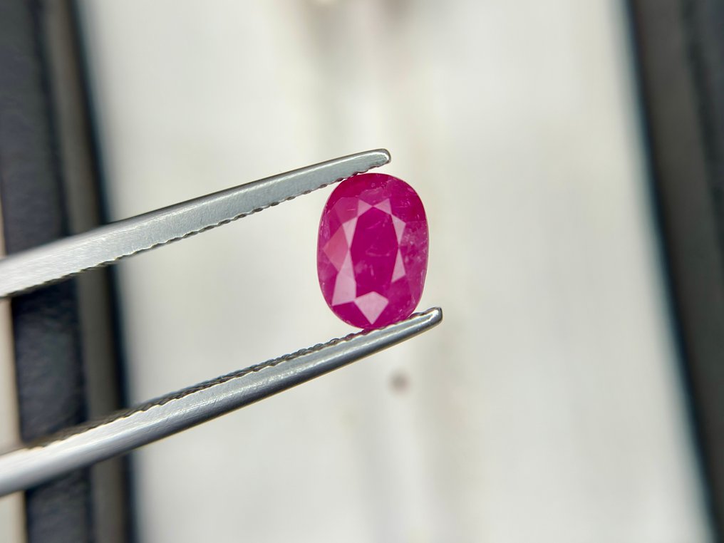 No Reserve Price - 1 pcs Pink, Red Ruby - 1.74 ct - International Colored Gemstone Association (ICA GemLab) - RARE NO HEAT RUBY #4.3