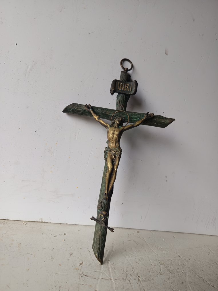 雕塑, Gesù crocifisso - 1/1 - 30 cm - 黄铜色 #2.1