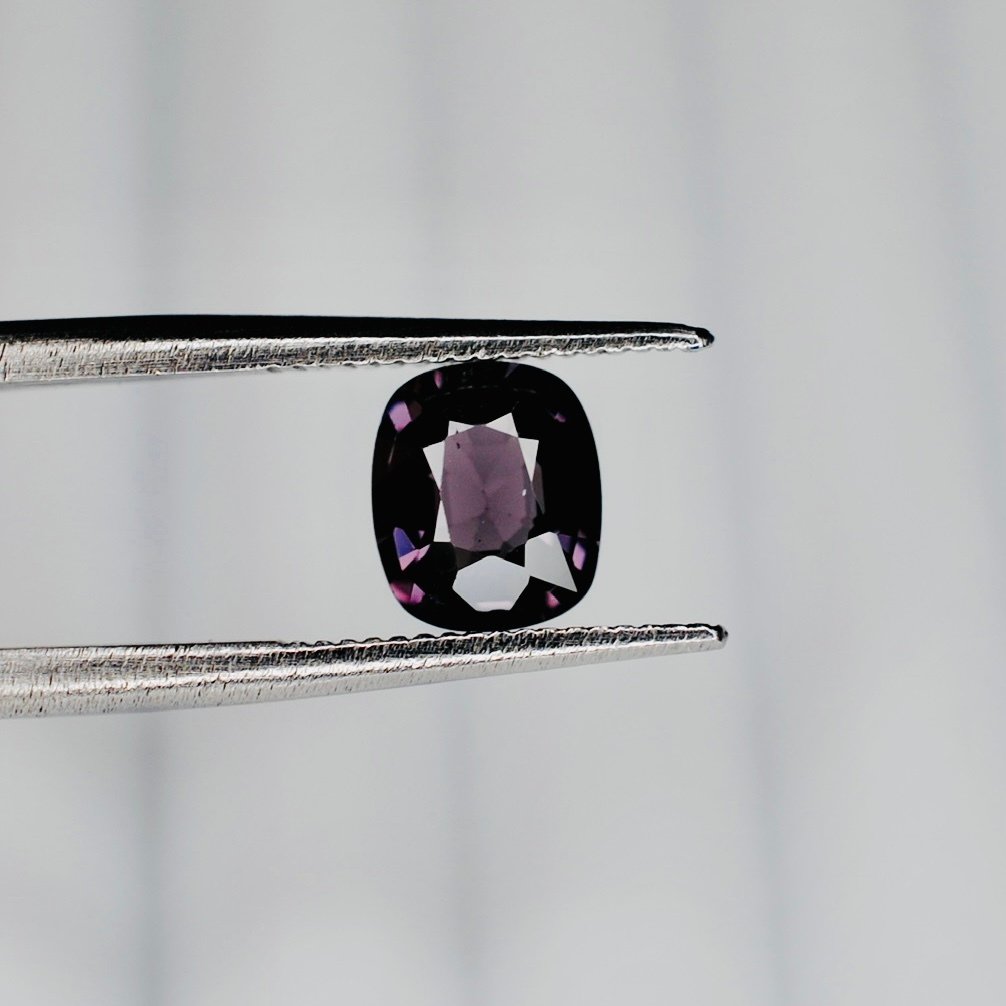 沒有保留價 紫色, 灰色 尖晶石  - 1,05 ct - 國際寶石學院（International Gemological Institute (IGI)） #1.0