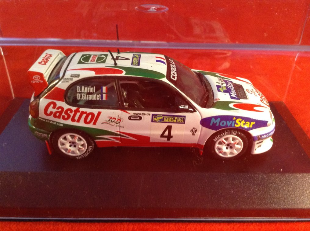 Vitesse, IXO 1:43 - Model raceauto (2) - Toyota Corolla WRC GrA Team Castrol 1° Rally China 1999 #4 Auriol/Giraudet - Toyota Corolla WRC GrA Team Grifone "Zucchetti" 5e Rally Monte Carlo 2000 #18 Thiry/Prevot #3.2