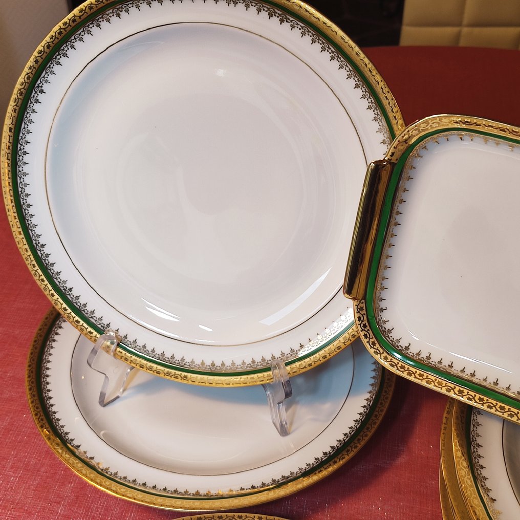 Manufacture Chastagner - Table service (13) - Imperial green frieze & fine gold Napoleon style - Fine porcelain from Limoges - For dinner #2.1