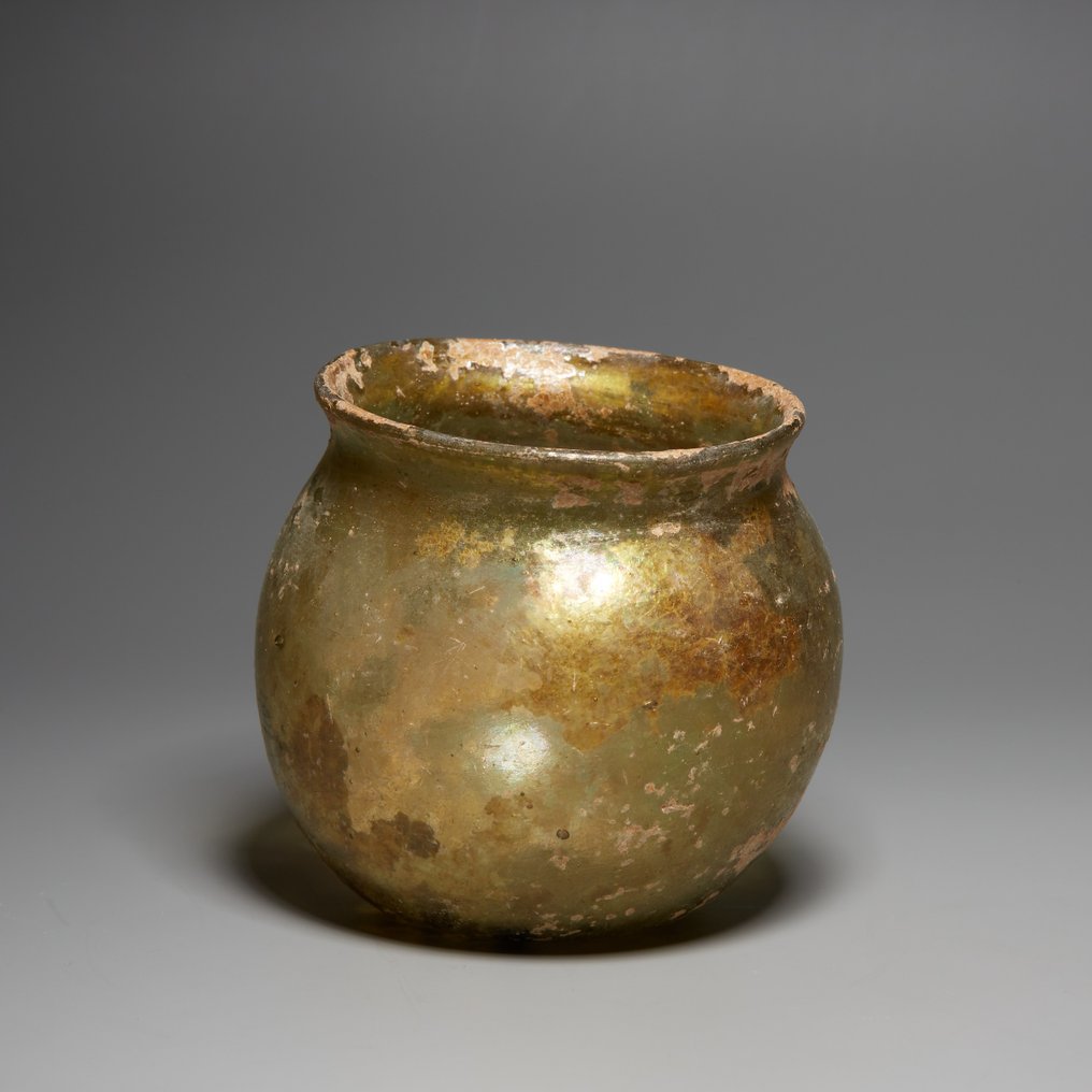 Ancient Roman Glass Flask. 1st-3rd century AD. 7.4 cm height. #3.2