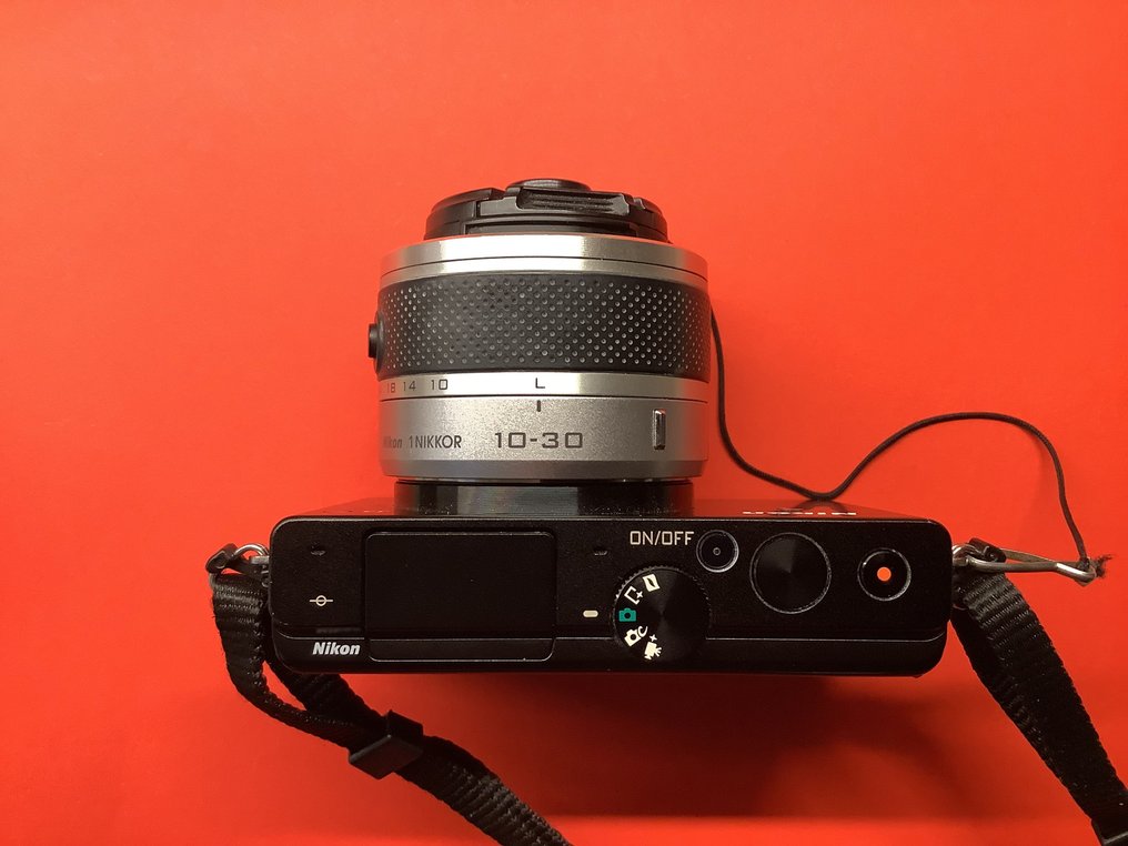 Nikon 1 J4 + Nikkor1 10-30 Digital camera #3.2