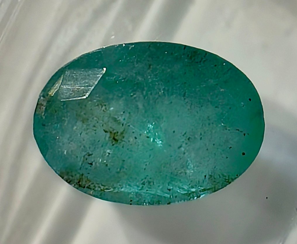 Grün Smaragd  - 2.06 ct - Antwerp Laboratory for Gemstone Testing (ALGT) #1.0