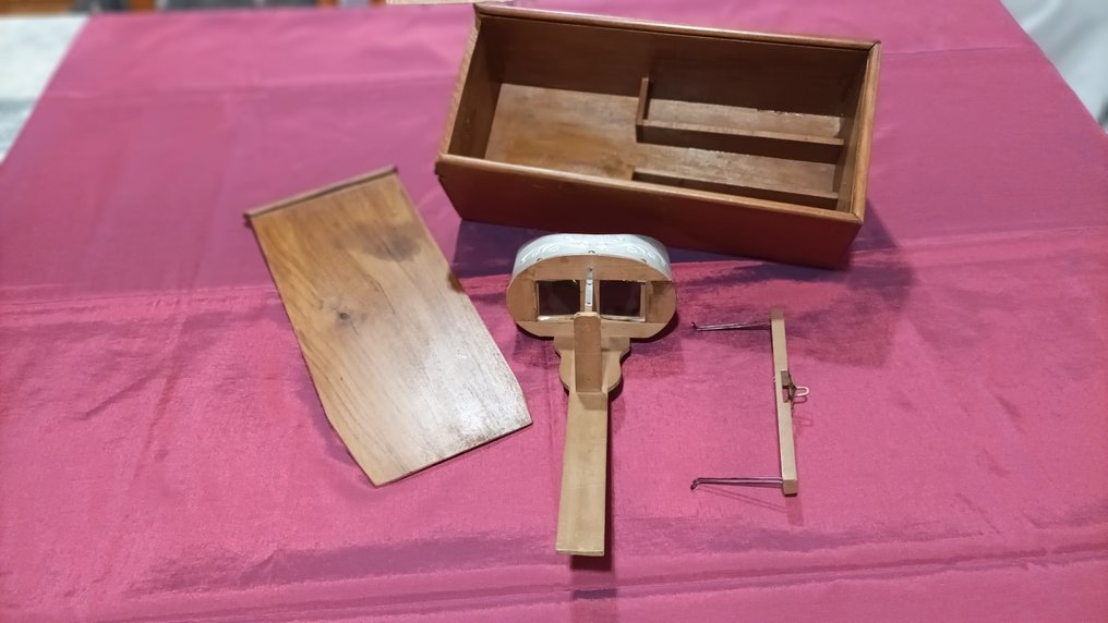 Visor estereoscópico de mano antiguo EL TURISMO PRACTICO BARCELONA Stereo viewer #4.3