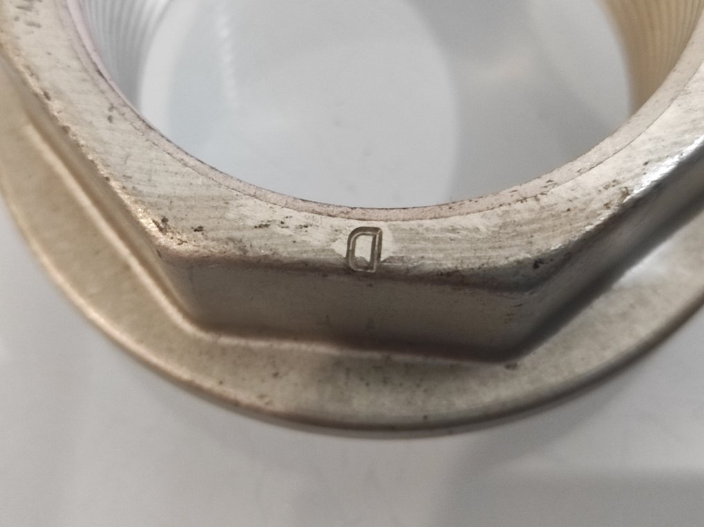 Ferrari F40 wheel bolt original hub nut (set of 2, right side) NOS - Ferrari F40 - UD1 #4.3