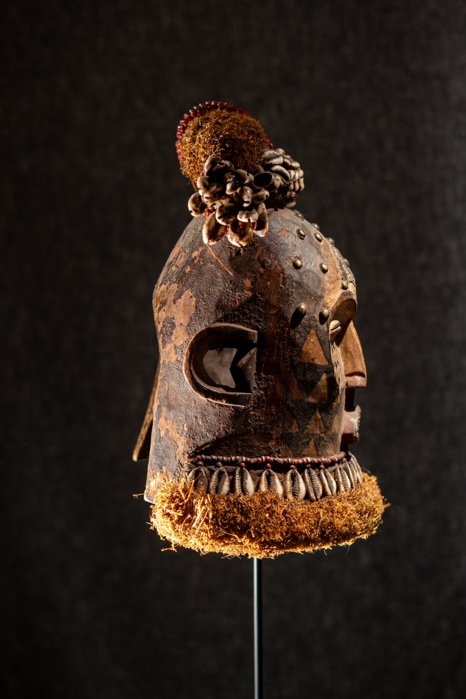 儿童面具 / 仪式面具(Ngingit / Ngongo) Kuba - Kuba - 刚果(金) (没有保留价) #3.2