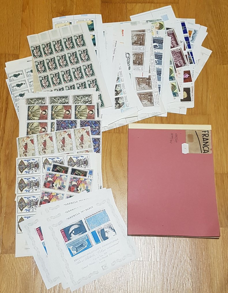 France 1967/1982 - Accumulation of stamps in various quantities. #1.0
