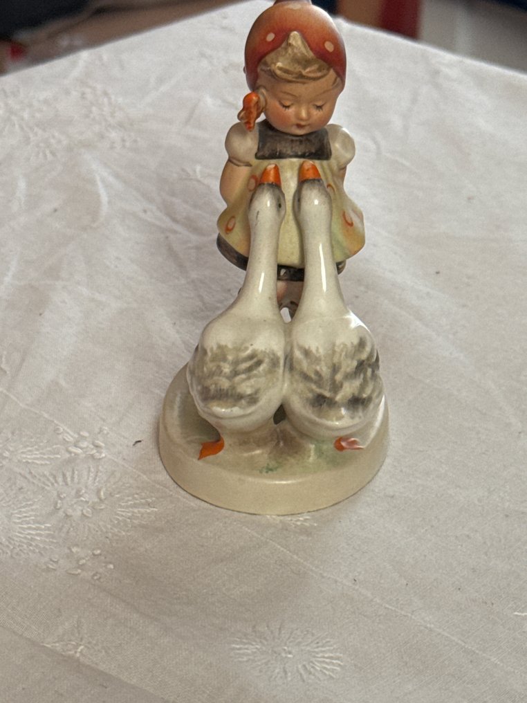 Hummel - Figurine - Mädchen mit Gänsen - TMK2 - Porcelain #1.0