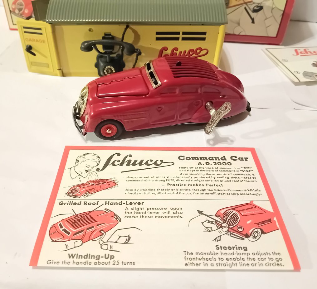 Schuco - Garage box set med Kommander 2000 - Trekk-opp blikkbil - 1990-1999 - Tyskland #1.0