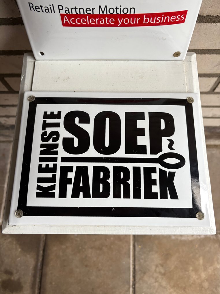 Πινακίδα διαφήμισης με επίστρωση email. - Set van 2 Bedrijfs- & Reclameborden – Wincor Nixdorf Retail Partner Motion & Kleine Soer Fabriek - Εμαγιέ πινακίδα (2) - Σμάλτο #2.1