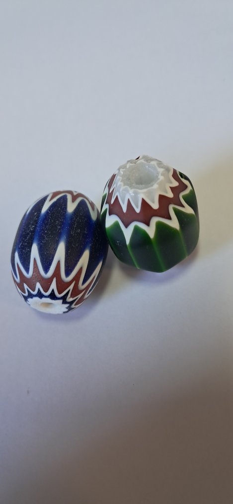 Perla rosetta chevron bead albastru și verde (Fără preț de rezervă) #1.0