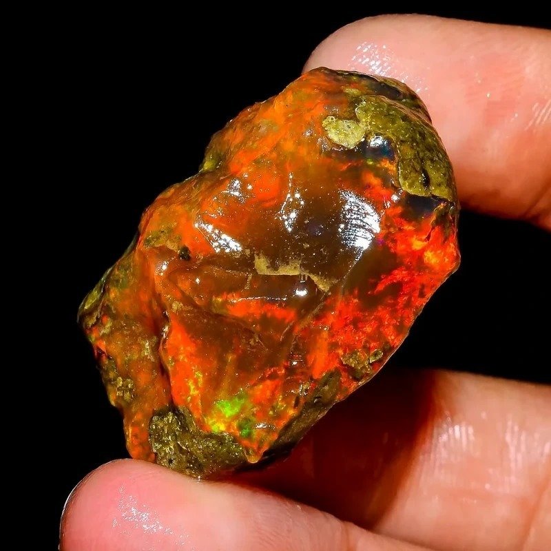 Opale en brut de feu multicolore Très rare ! 51Ct- 10.2 g #1.0