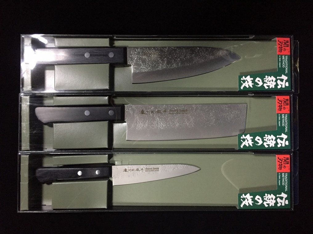 正宗 MASAMUNE / Set of 3 /出刃 DEBA 菜切 NAKIRI ペティ PETTY - Μαχαίρι κουζίνας - Ιαπωνικό μαχαίρι κουζίνας - Χάλυβας - Ιαπωνία #1.0
