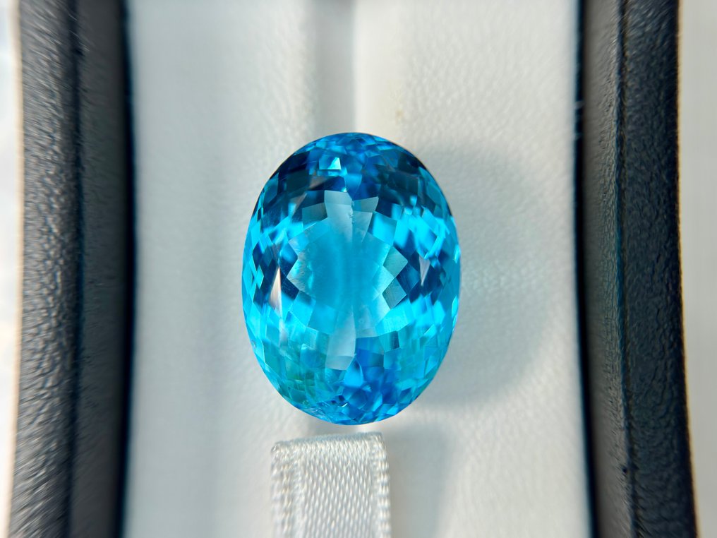 没有保留价 - 1 pcs  蓝色 黄宝石  - 26.26 ct - 国际有色宝石协会（ICA GemLab） - 令人惊叹的光泽蓝色碧玺 #1.0