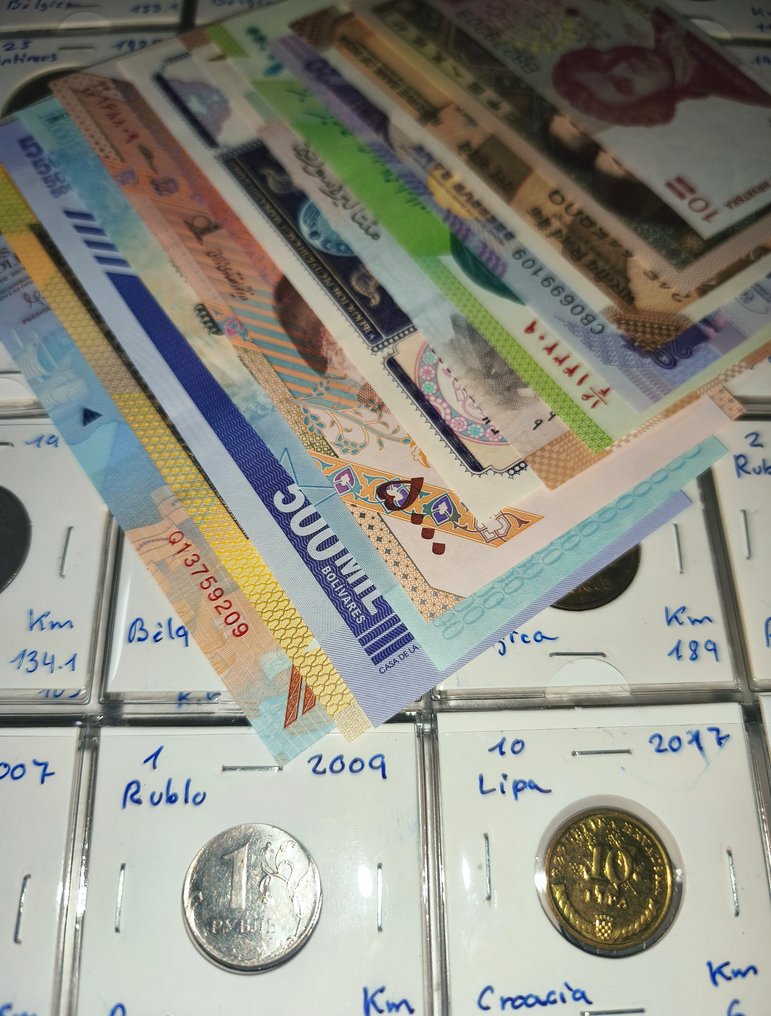 Μαζική συλλογή του κόσμου: 140 νομίσματα από 30 χώρες, plus 12 χαρτονομίσματα ποιότητας UNC.. (χωρίς τιμή ασφαλείας) #1.0
