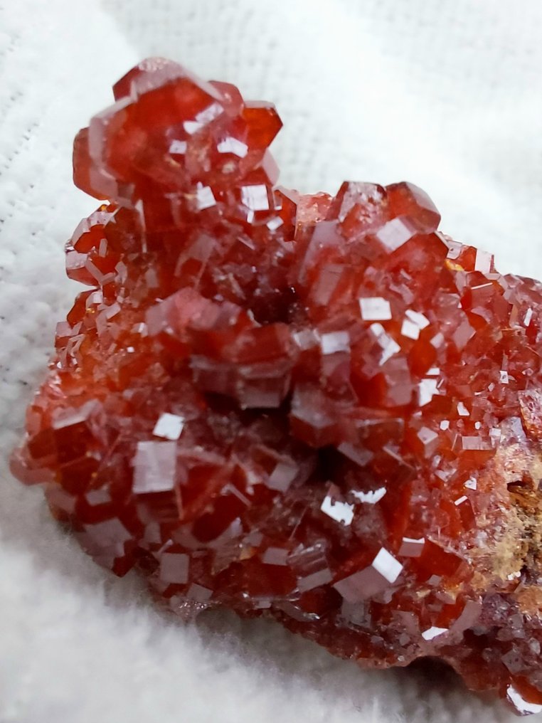 Vanadinite 水晶群- 113 g #1.0