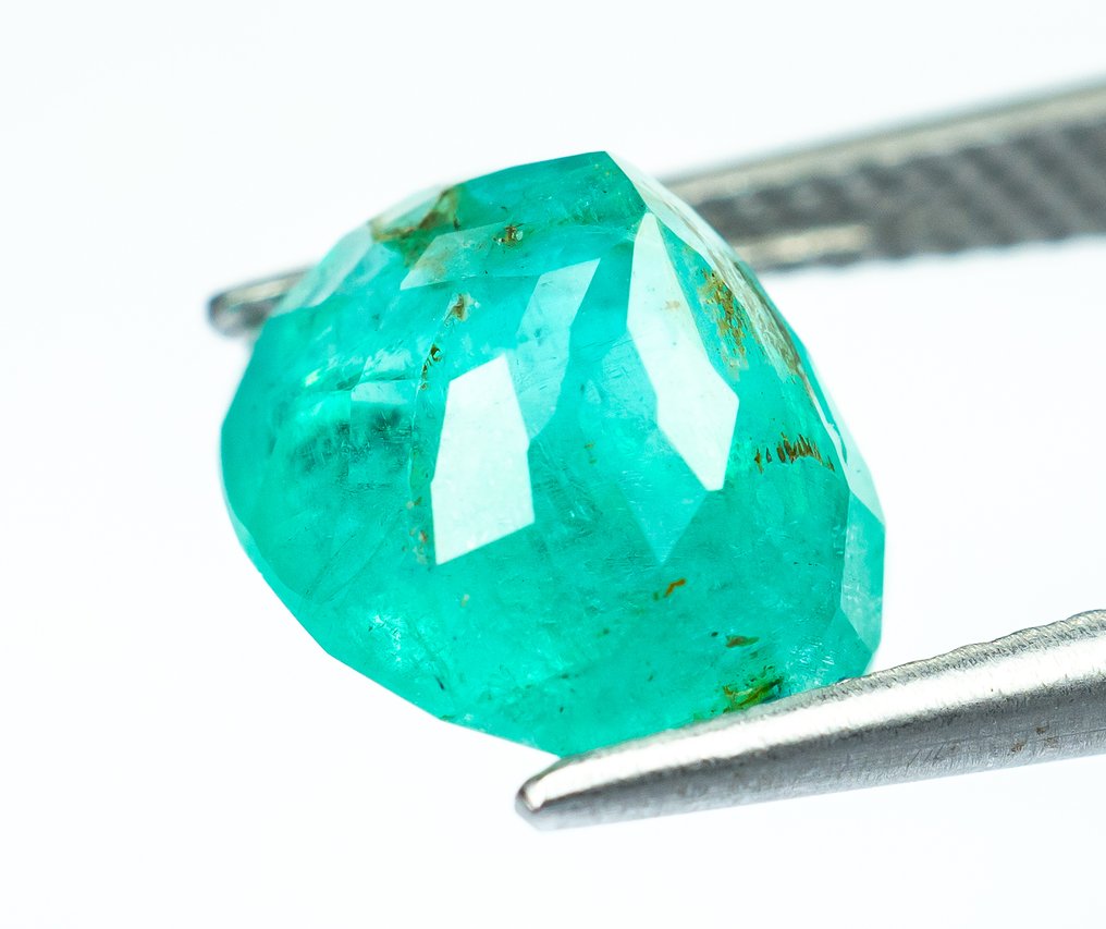 Nincs minimálár Smaragd  - 3.67 ct - Bellerophon Gemlab - Kékes-zöld (Nigéria) #3.2