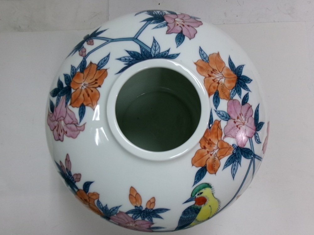 花瓶 - 瓷器 - 日本 - 有田燒錦緞圖案，飾以花鳥紋樣  (沒有保留價) #3.2