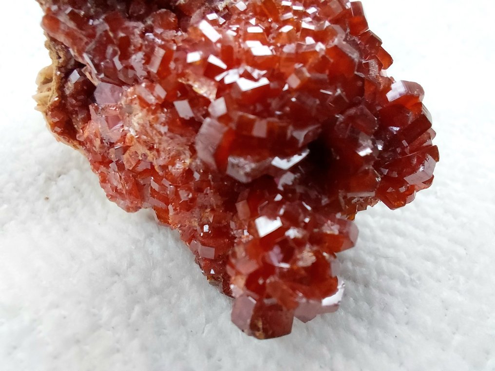 Vanadinite 水晶群- 113 g #1.0