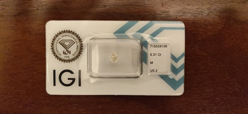 1 pcs Diamond  (Natural)  - 0.31 ct - Pear - M - VS2 - International Gemological Institute (IGI) #1.0