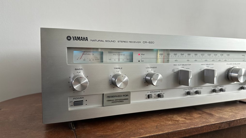 Yamaha - CR-620 Solid state stereo receiver #1.0
