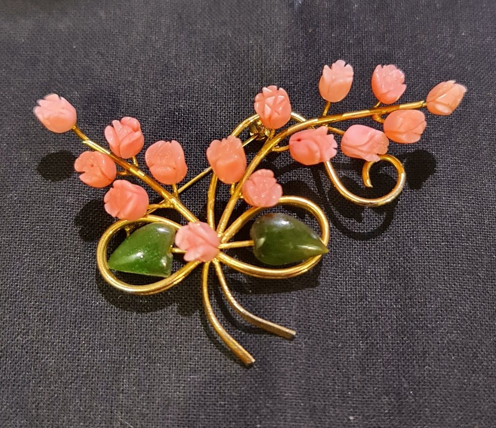 Swoboda - Coral - Banhado a ouro - Pregadeira - Sem preço de reserva #1.0