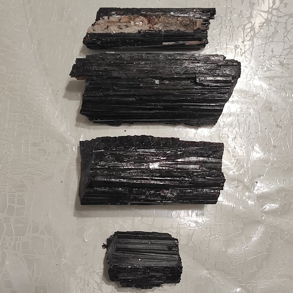 Tourmaline Crystal- 720 g - (4) #1.0