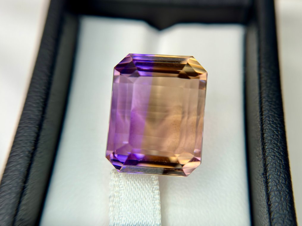 No Reserve Price - 1 pcs Multicolour Ametrine - 34.71 ct - International Colored Gemstone Association (ICA GemLab) - FLAWLESS AMAZING AMETRINE #2.1