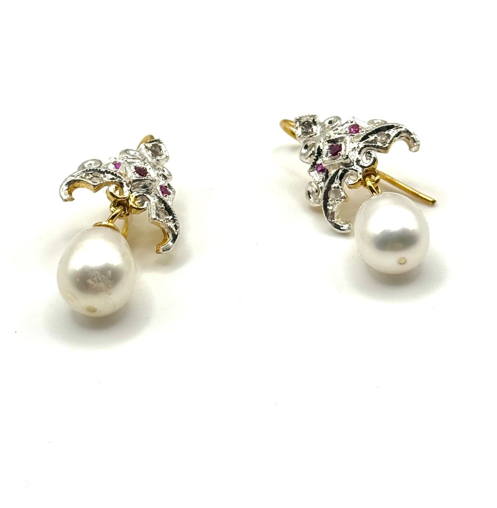 χωρίς τιμή ασφαλείας - Βραδινά σκουλαρίκια - 9 kt. Κίτρινο χρυσό, Ασημί Μαργαριτάρι - Διαμάντι - Rubini #1.0