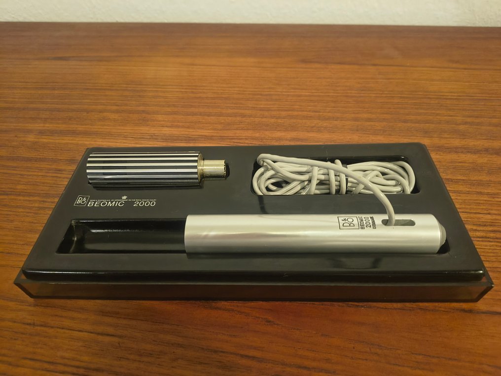 Bang & Olufsen - Iconic Beomic 2000, IF award 1970, MoMa New York. Mint condition Microphone #3.2