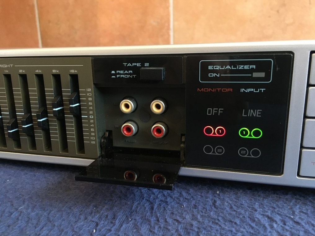 Akai - EA-A2 Stereograafinen taajuuskorjain #2.1