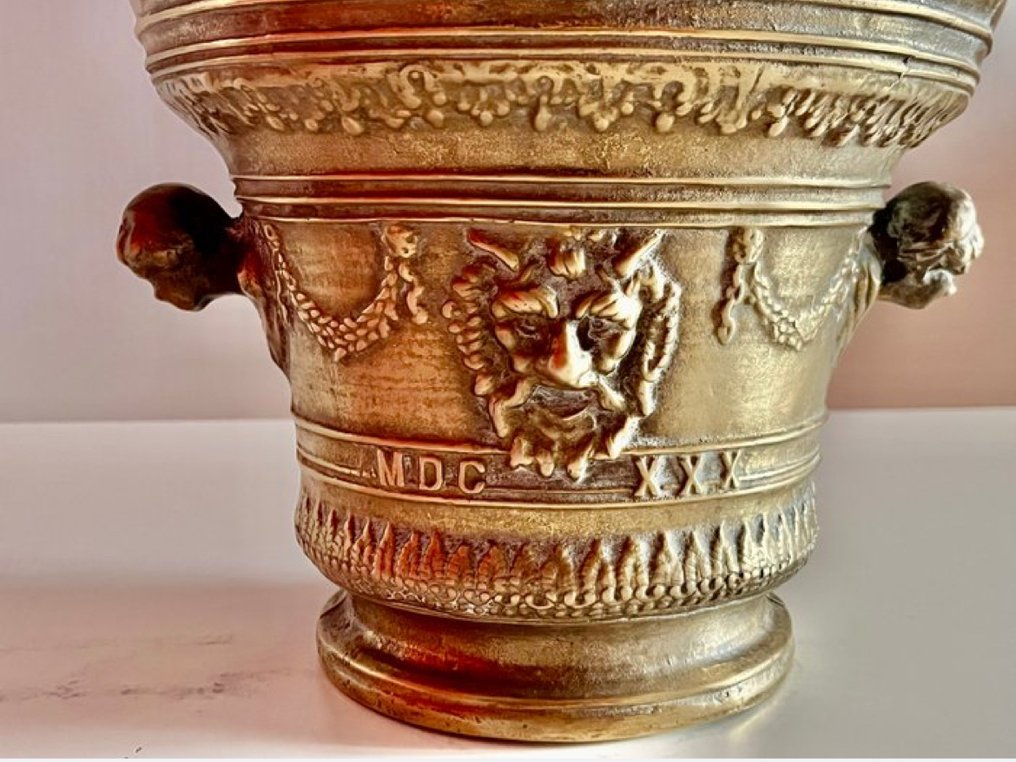 Mortier et pilon - Style Louis XIII - Bronze massif - Mortier lourd en bronze #2.1