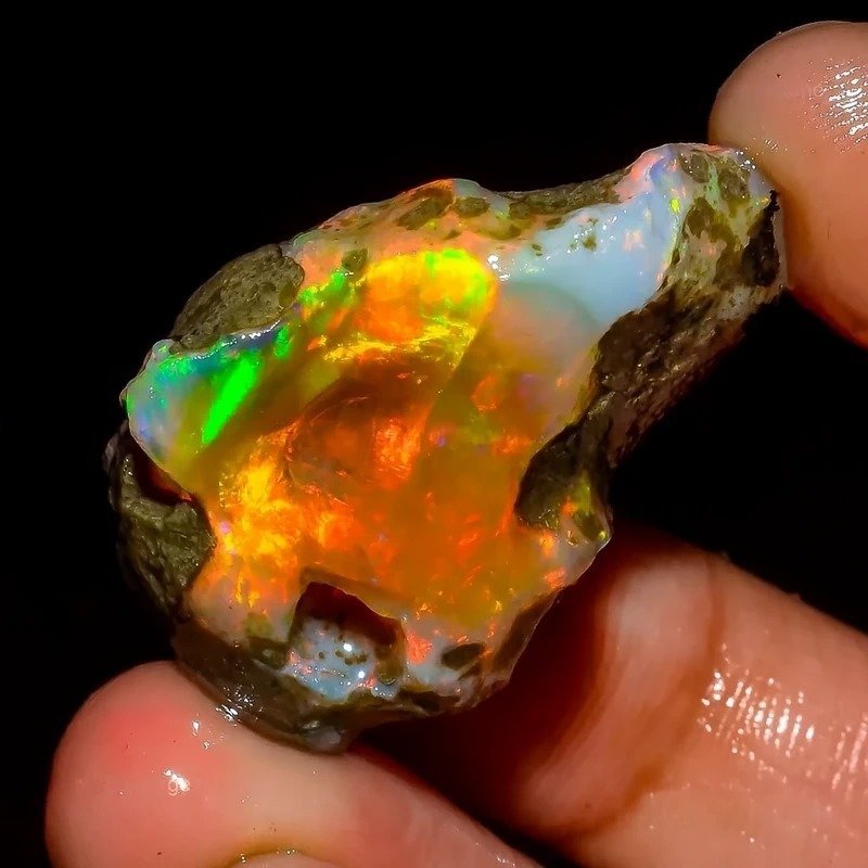 Opal En rå multicolor ild, meget sjældent! 37 karat- 7.4 g #2.1