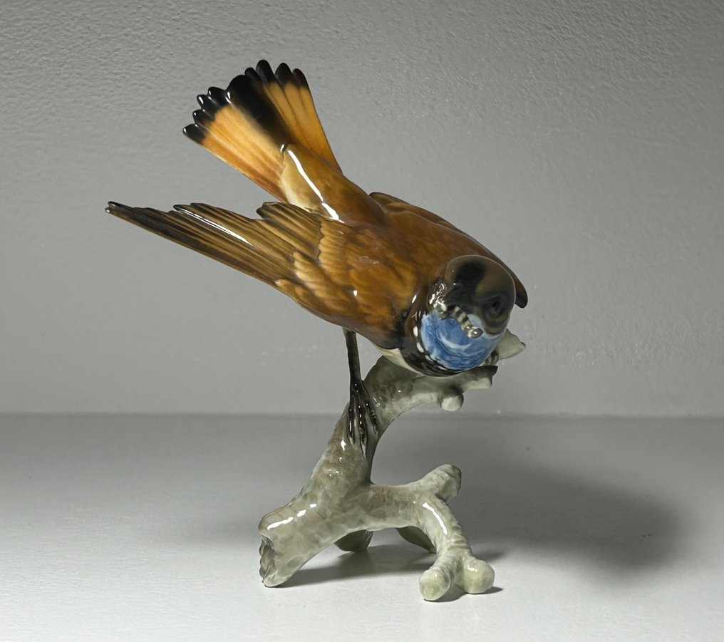 Hutschenreuther - Szobrocska - Bluethroat Bird with worm in its beak - Porcelán #4.3