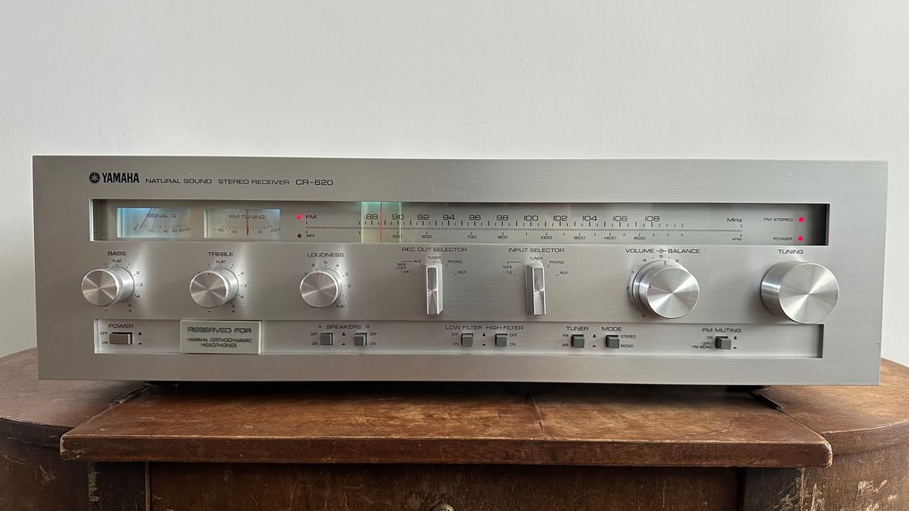 Yamaha - CR-620 Solid state stereo receiver #1.0
