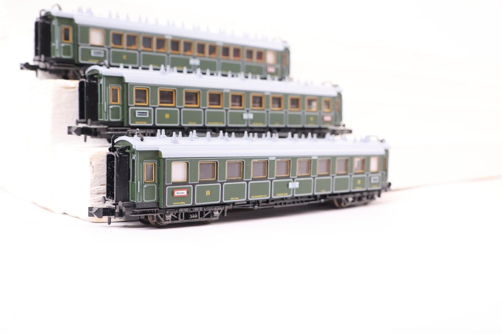 Minitrix N - 模型客運火車 (3) - 三节客运列车车厢 - K.Bay.Sts.B #3.2