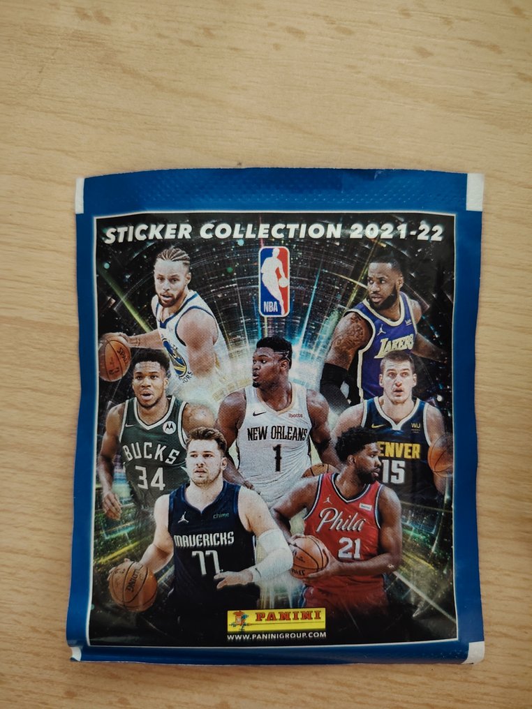 2019/20, 2021/22 Panini NBA, 2 Empty albums + 200 packs LeBron James Mixed collection - Doskonały #3.2