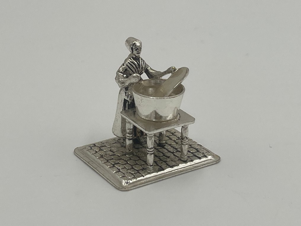 Figura in miniatura - hand wassen - .835 argento #1.0