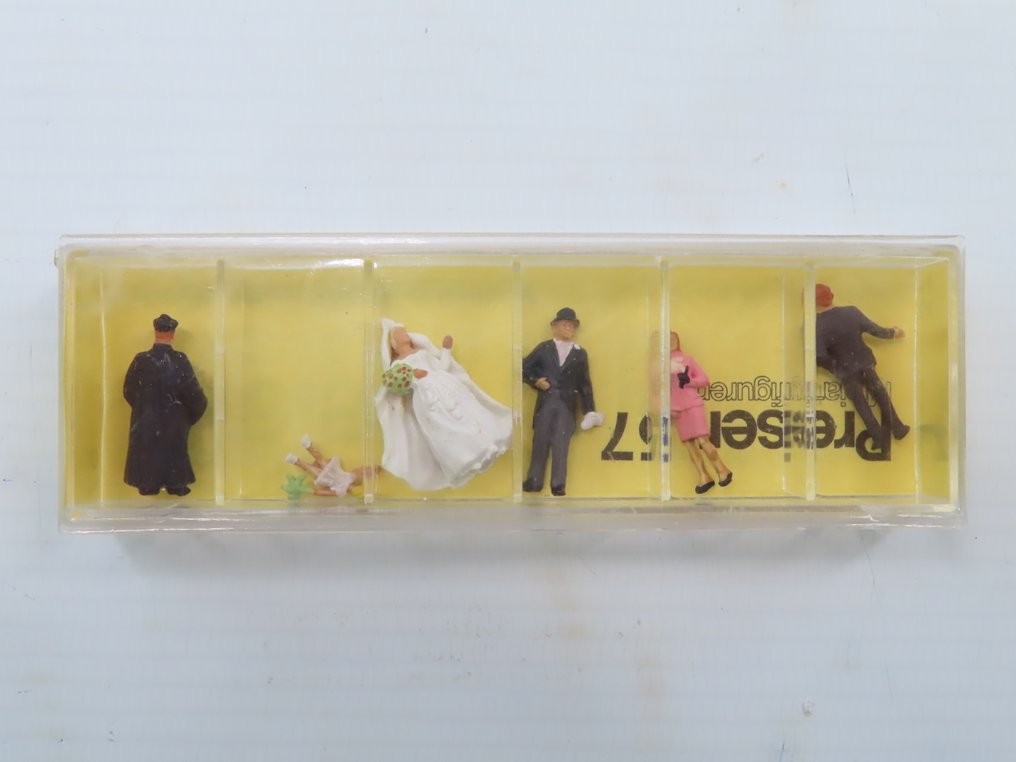 Kibri, Preiser, Busch H0轨 - 57/39760 - 模型火车建筑物 (4) - 罗马式城市教堂，配有雕塑和配件 #4.3