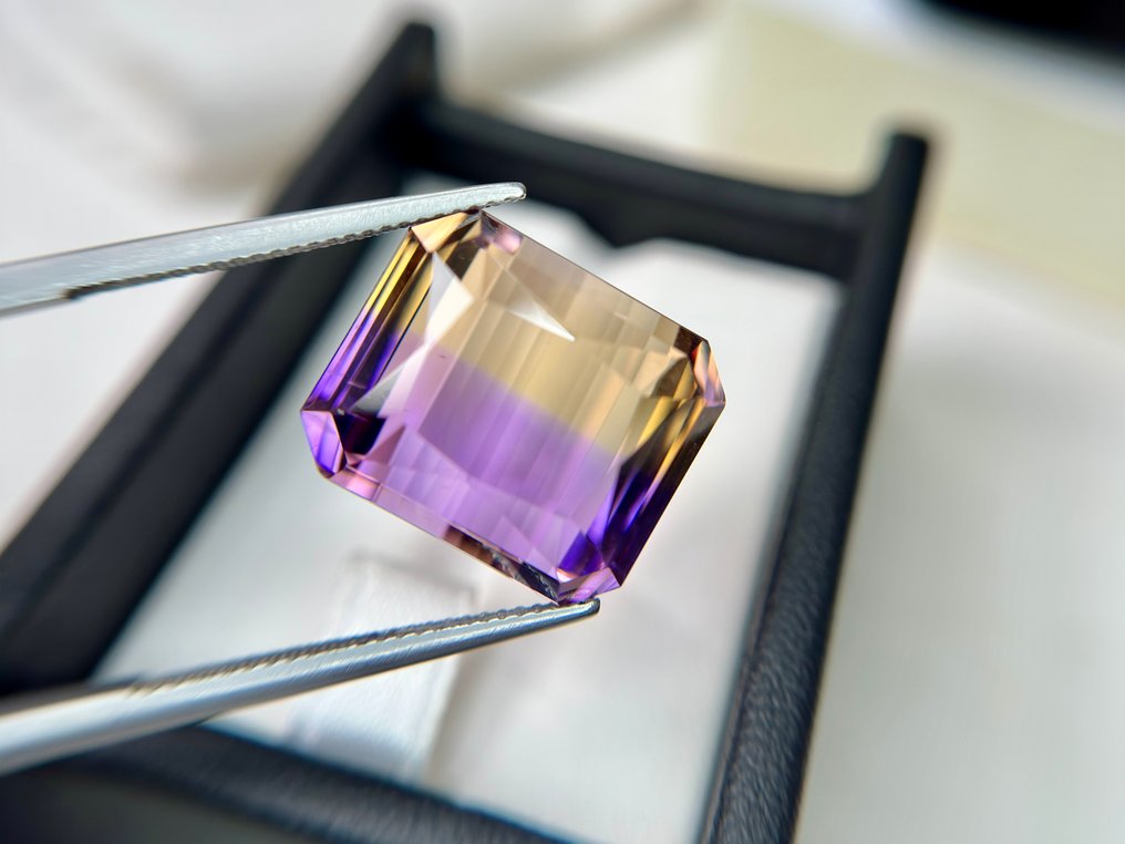 Zonder Minimumprijs - 1 pcs Paars, Geel Ametrien - 31.16 ct - nternational Colored Gemstone Association (ICA GemLab) - Onberispelijk verbazingwekkende ametrien #1.0