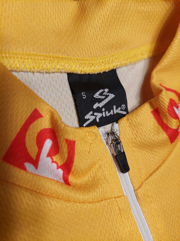 caisse d'Espargne - Gele leiderstrui in de Vuelta 2009. - alejandro valverde - Wielershirt #1.0