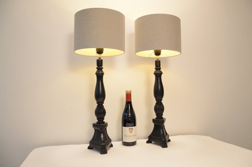 Bordlampe (2) - Et par klassiske håndlavede bordlamper - Træ, Linned #2.1