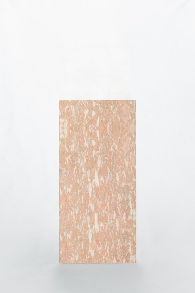 Contemporary Column - Formaminima - 2025 - Plinth  #3.2