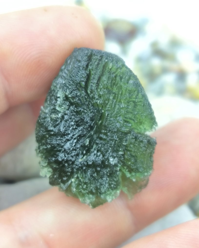 Moldavite from Kvítkovice, South Bohemia - Height: 33 mm - Width: 26 mm - 12.5 g #4.3
